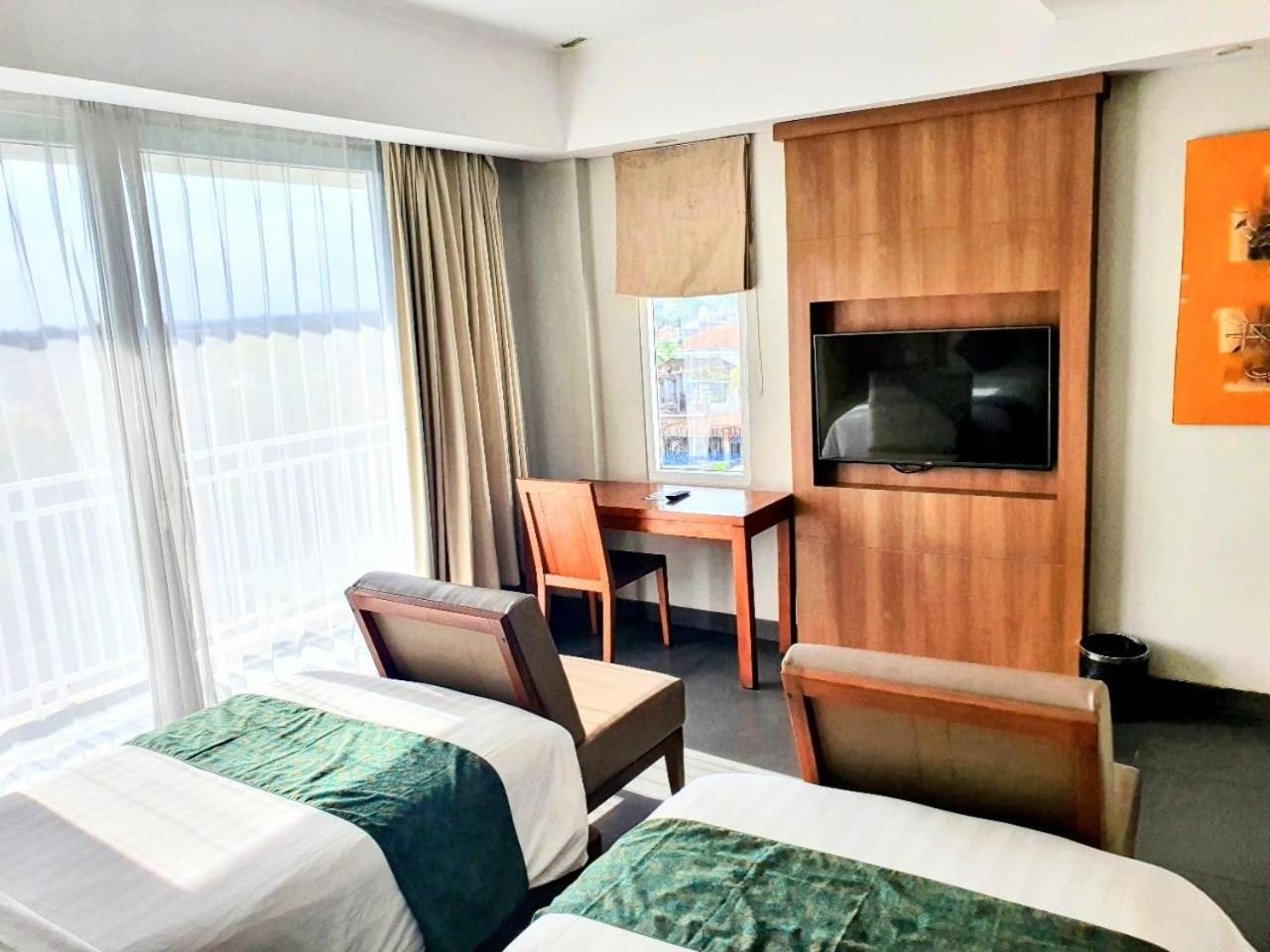 Paragon Hotel Seminyak Екстериор снимка