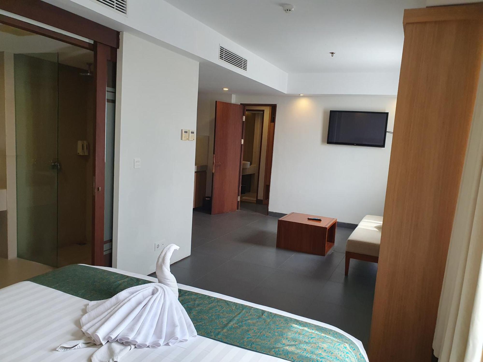 Paragon Hotel Seminyak Екстериор снимка