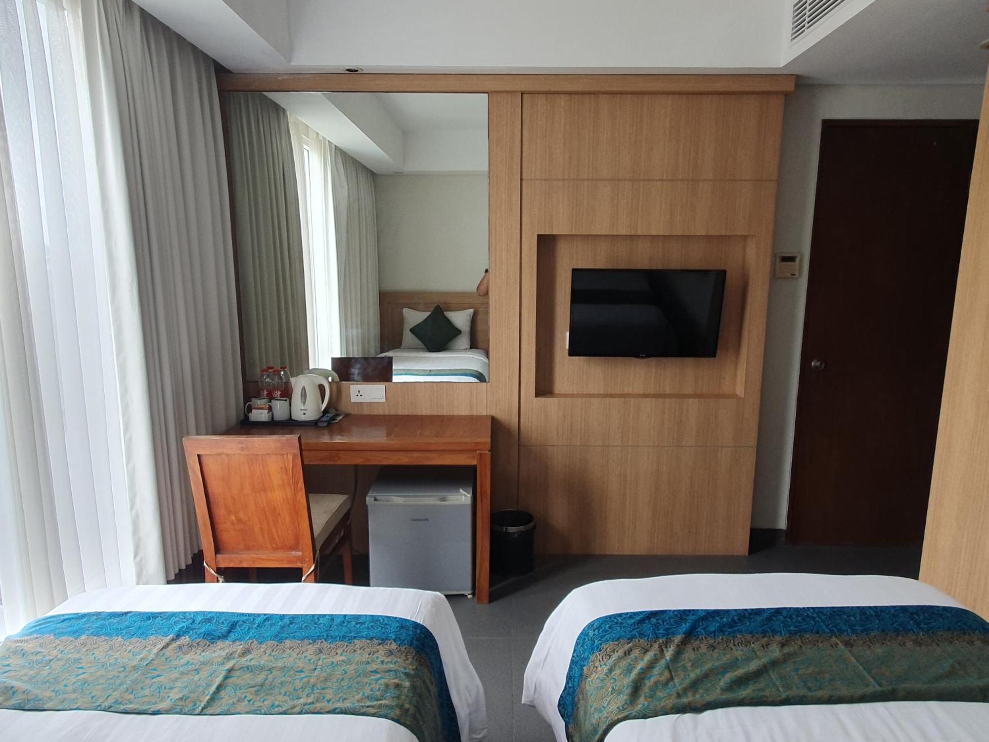 Paragon Hotel Seminyak Екстериор снимка