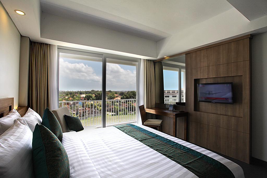 Paragon Hotel Seminyak Екстериор снимка
